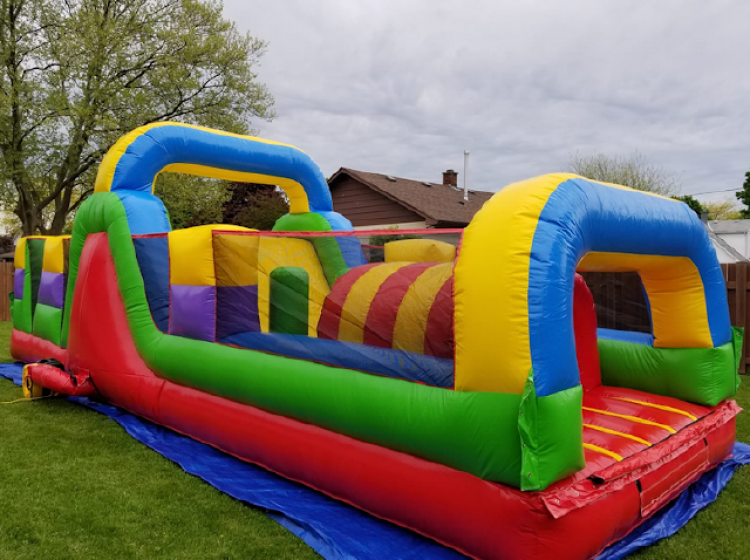 30' Rainbow Obstacle Course with Slide